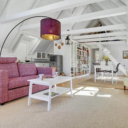 Дом отдыха 2 Bedroom Gorgeous In