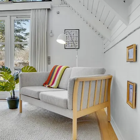 2 Bedroom Gorgeous In Graested